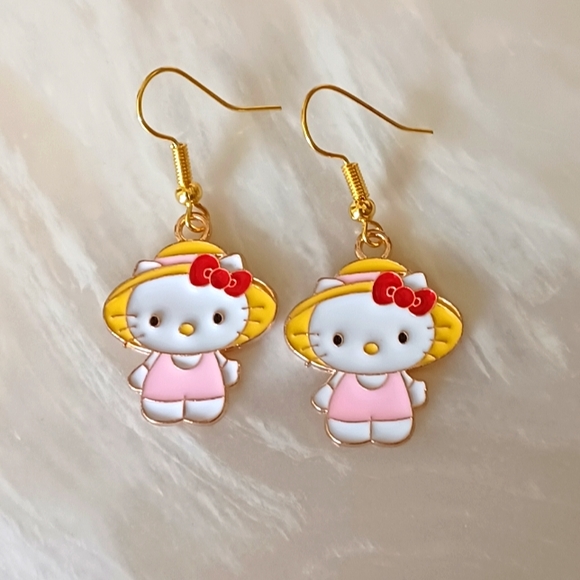 Sanrio Hello Kitty With Hat Oil Painted Handmade Earrings - Picture 2 of 3
